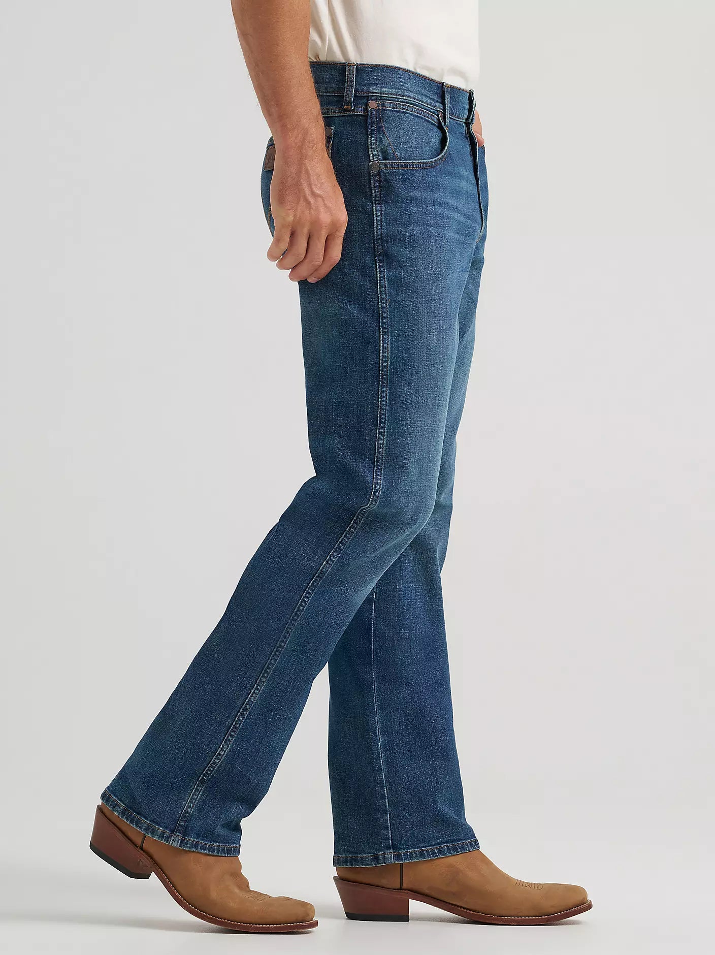 Wrangler Retro® Relaxed Fit Bootcut Jean - Adkins (Men's)