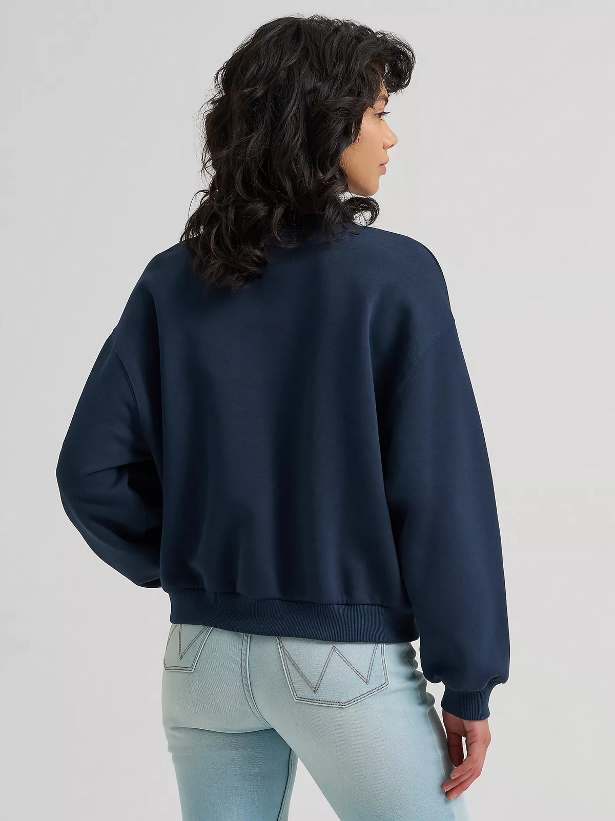 Wrangler Retro Canyon Pullover Crewneck - Oversized Fit in Dark Sapphire (Women's)