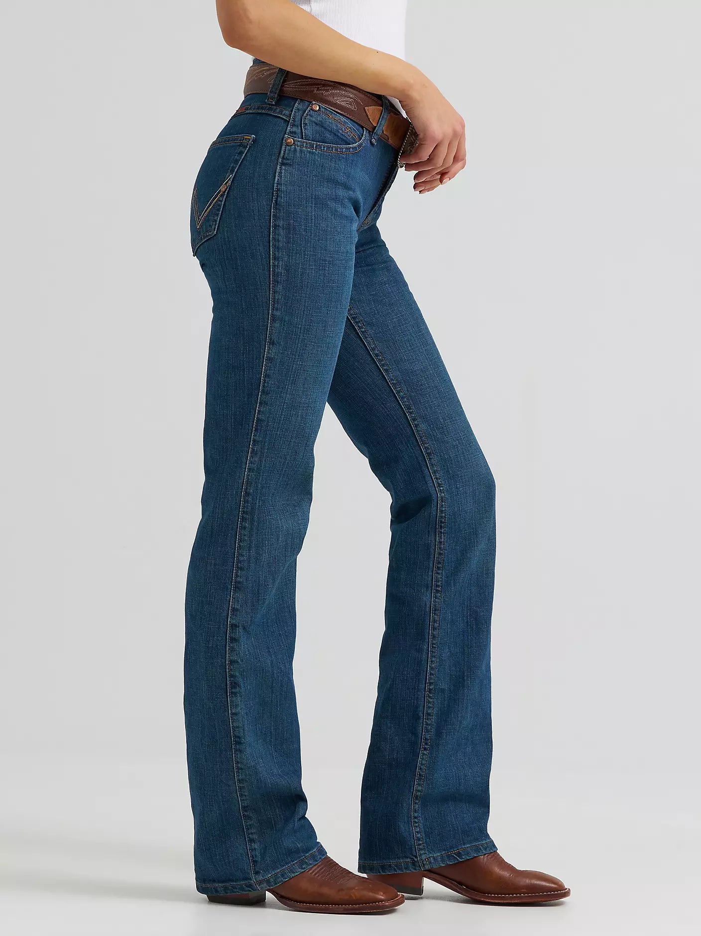 Wrangler® Ultimate Riding Jean Q-Baby Mid-Rise Bootcut (Women's)