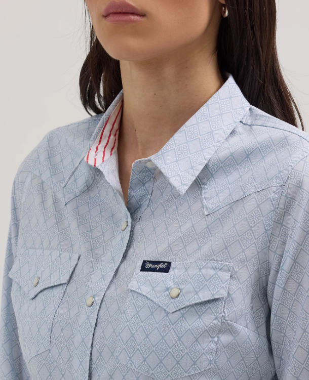 Wrangler All Occasion Western Snap Shirt in Diamond Sky (Women's)