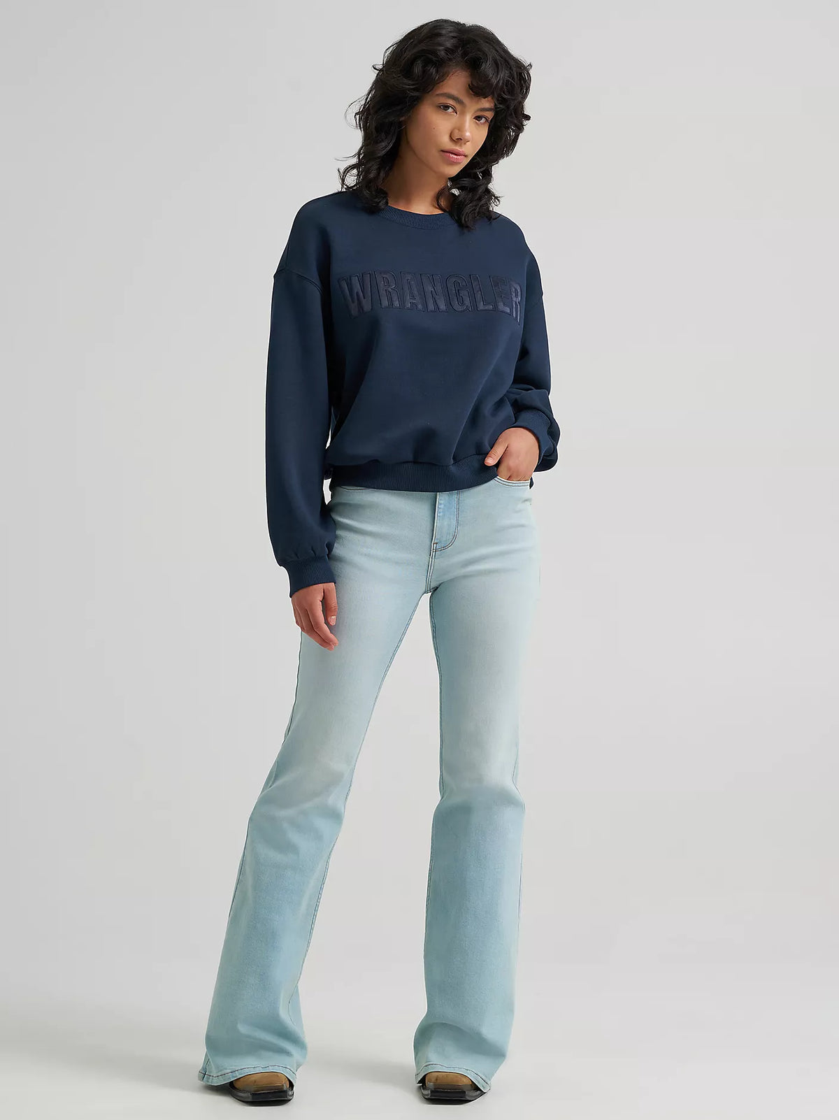 Wrangler Retro Canyon Pullover Crewneck - Oversized Fit in Dark Sapphire (Women's)