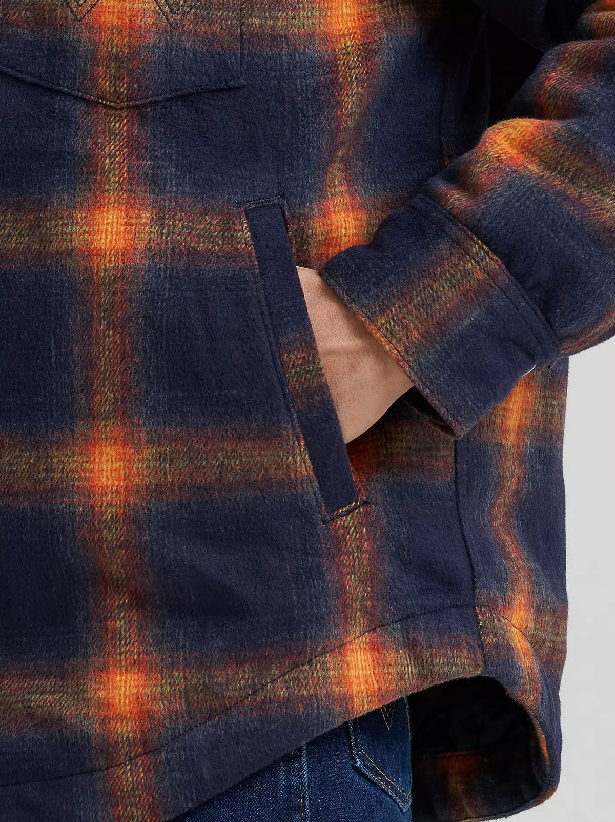 Wrangler Quilt Lined Flannel Jacket in Night Sky (Men's)