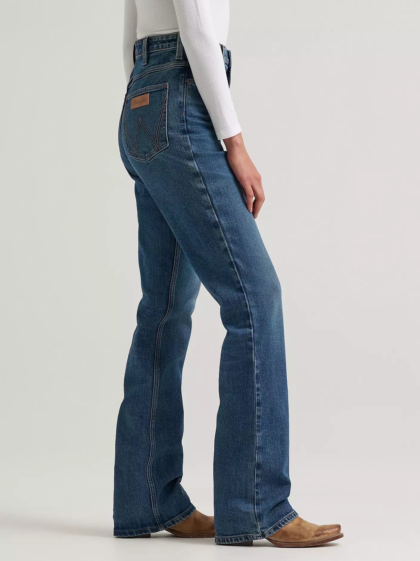 Women's High Rise Rodeo Bootcut Wrangler Riding Jean in Emmy (Women's)