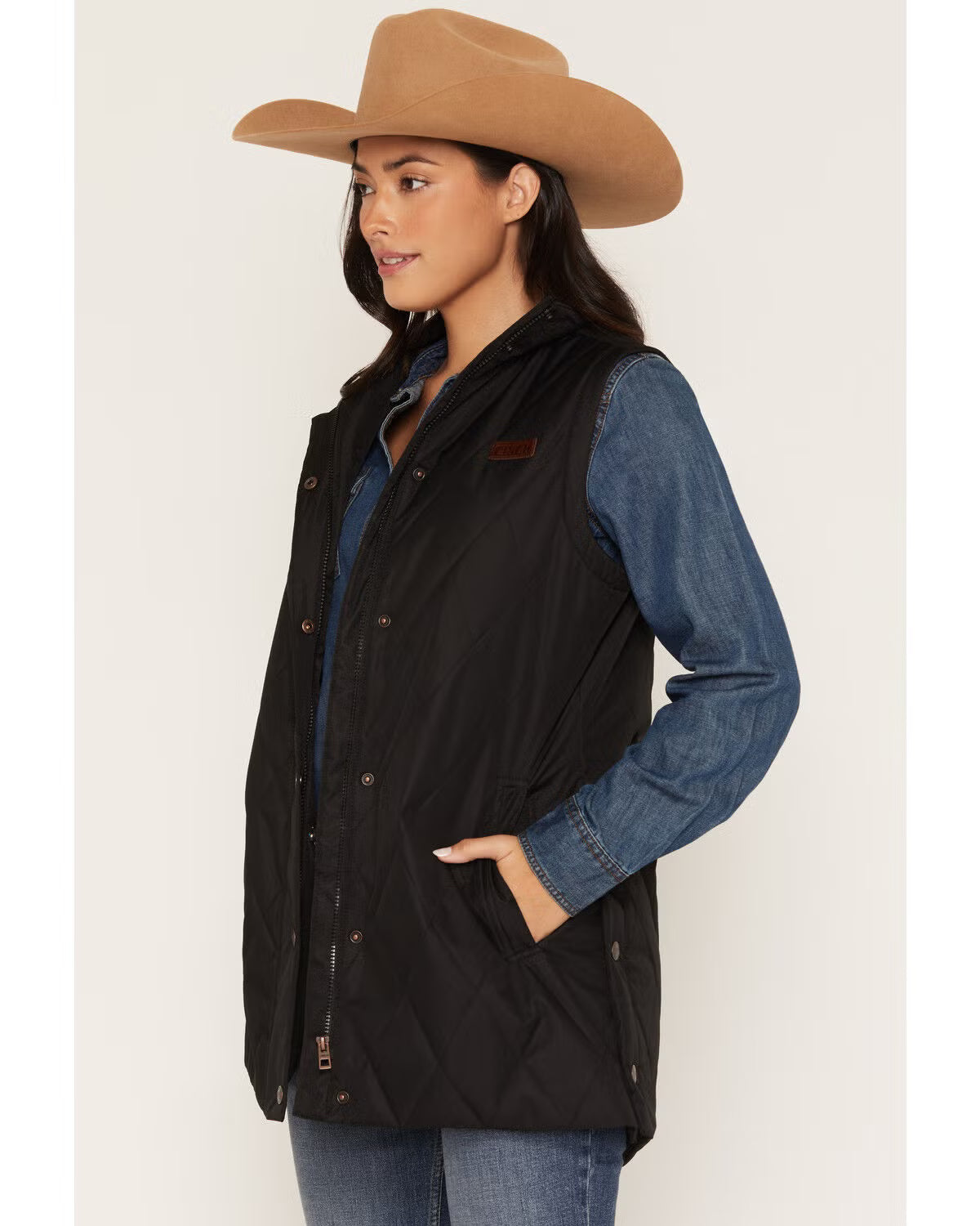 Cinch Quilted Barn Vest in Black (Women's)