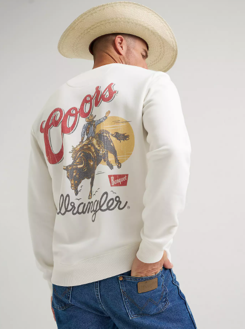Wrangler X Coors Canada Banquet Crewneck in Marshmallow