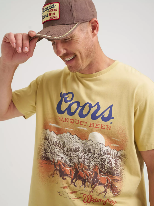 Wrangler X Coors Canada Short Sleeve T-Shirt - Vintage Fit - Goldenrod
